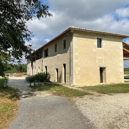 Hébergement de vacances Avec Piscine, Tennis Privé Et Wifi - Fr-1-653-10 *