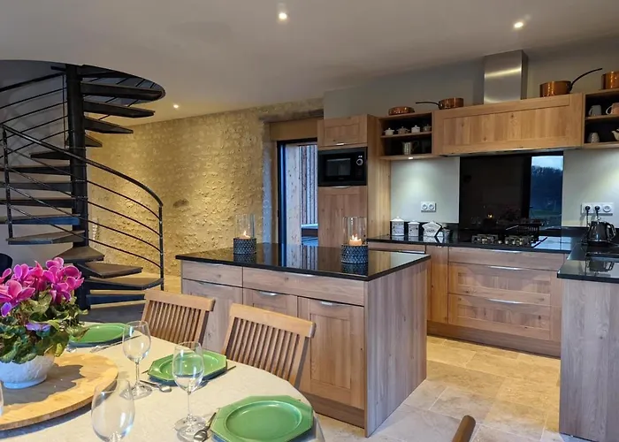 Avec Piscine, Tennis Prive Et Wifi - Fr-1-653-10 Casa de Férias Magnac-Lavalette-Villars