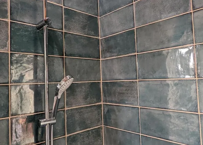 Avec Piscine, Tennis Prive Et Wifi - Fr-1-653-10