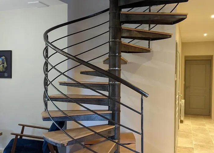 Casa de Férias Avec Piscine, Tennis Prive Et Wifi - Fr-1-653-10