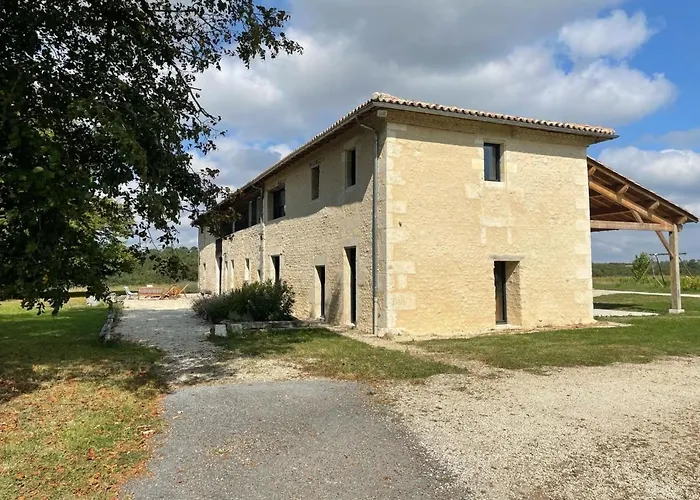 Casa de Férias Avec Piscine, Tennis Prive Et Wifi - Fr-1-653-10 *